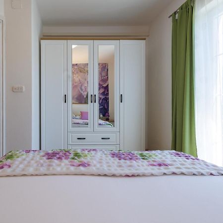 Apartmani Olea Krk Krk Town Esterno foto