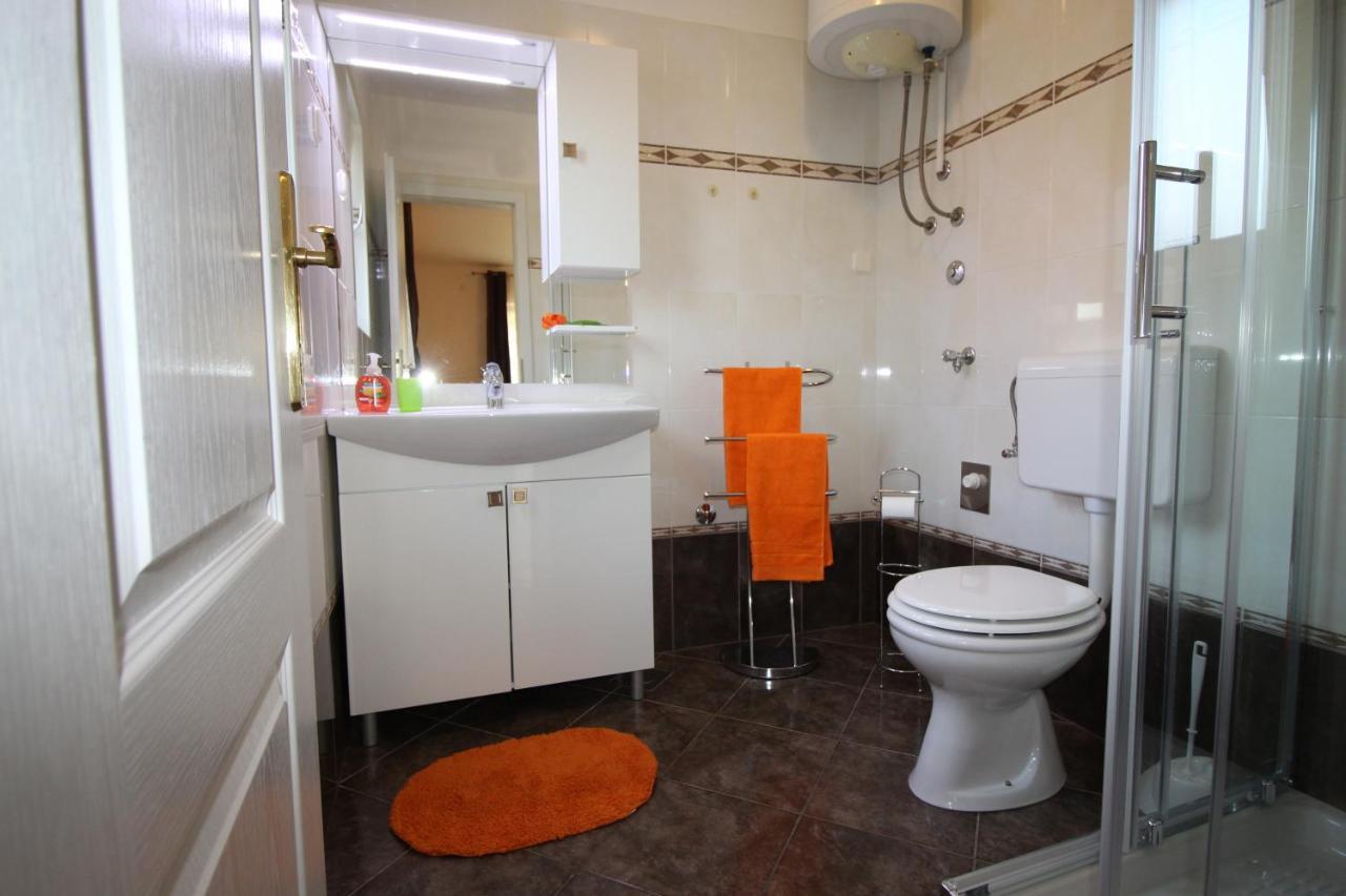 Apartmani Olea Krk Krk Town Esterno foto