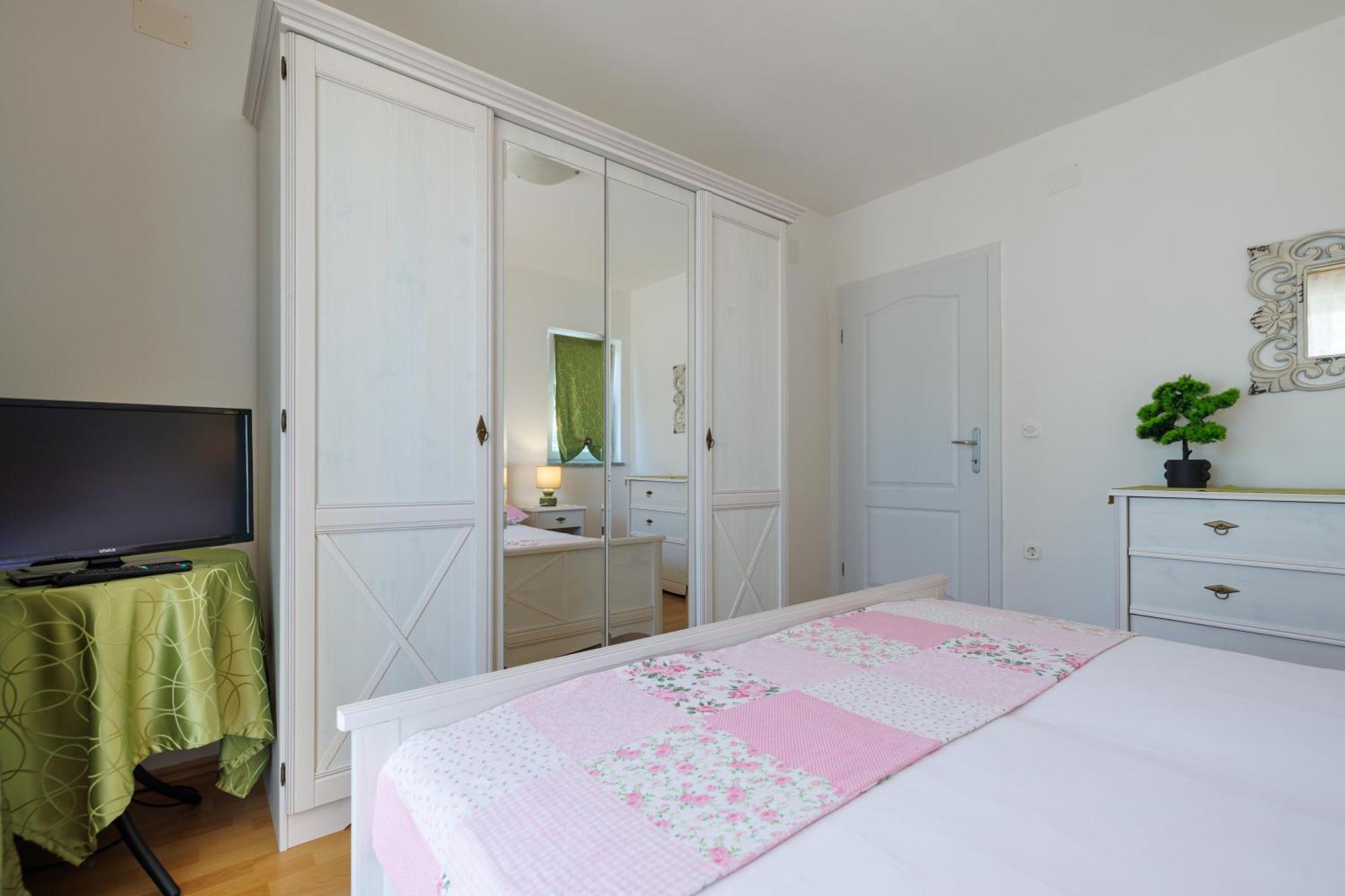 Apartmani Olea Krk Krk Town Esterno foto
